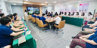 守正出奇，行穩致遠——聚橋文創2025年度年中總結大會圓滿召開