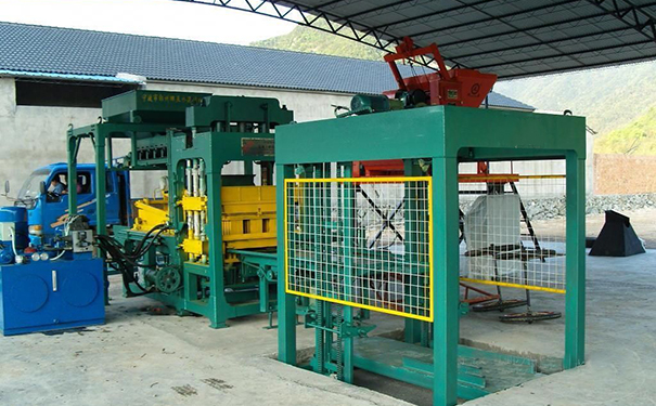 新型免燒磚機(jī)助力處理固體廢棄物，增加固廢回收率