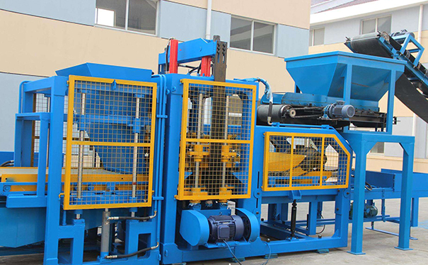 水泥制磚機(jī)