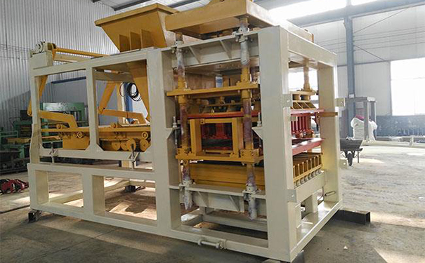 免燒磚機(jī)