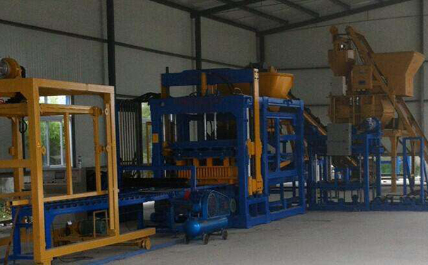 免燒磚機(jī)設(shè)備的工作量和工作時間與其他機(jī)器相同